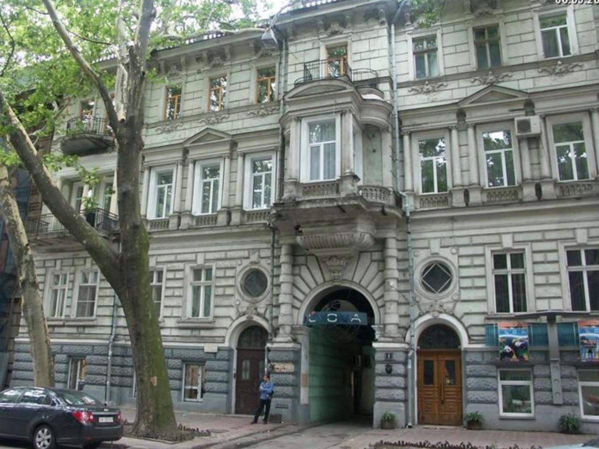 Mini-Hotel In The Very Heart Of Odessa Eksteriør bilde